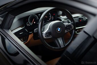 Prodám BMW 540i x Drive, automat - 10