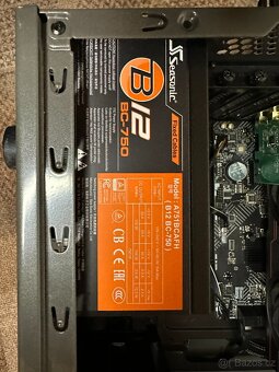 Herní PC Intel Core I3 - 12100f + Sapphire Pulse RX6600 - 10