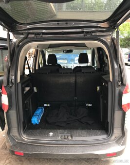 Ford Tourneo Courier 2018 - 10