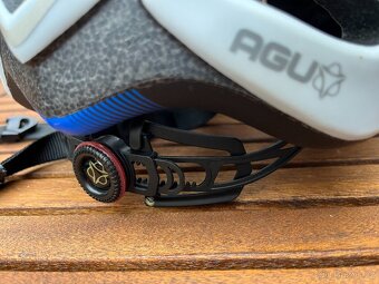 Cyklistická přilba AGU bílá - 10