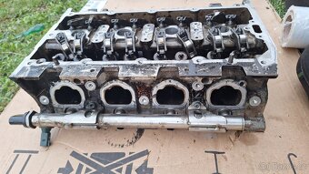 Prodám kompletní hlavu motoru 1.2TSI CJZ  77kw - 10