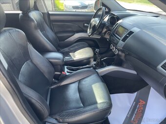 Mitsubishi Outlander 2,0 TDI 4X4 7 MÍST,KŮŽE,NAVI,ALU - 10