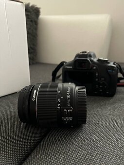 Canon EOS 2000D - 10
