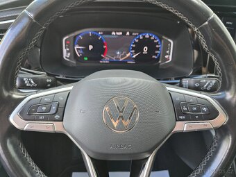 VW MULTIVAN T6.1 BULLI 146kW 4x4 DSG KŮŽE+VIRTUAL+WEBASTO - 10