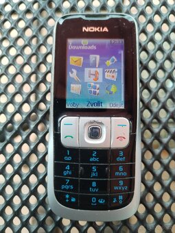 Tlačítkové mobily - 10