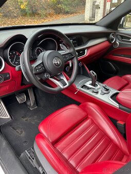 Alfa Romeo Stelvio 2.0 Veloce Trofeo 206KW Q4 1 majitel, DPH - 10