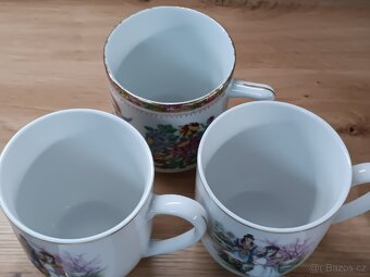 3 x hrnek s pokličkou - 10
