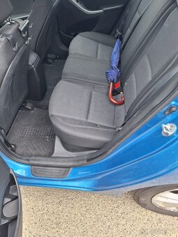 Hyundai i30 1.6, 88kw - 10