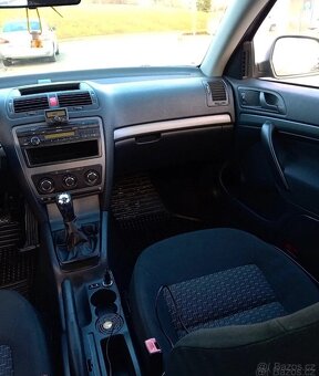 Škoda Octavia 1.6i 16V 75KW rok.2011 + TOUR II + zachovalé - 10