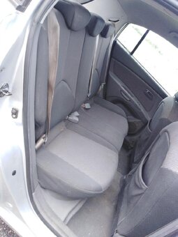 KIA RIO 1,4-16V BENZIN 71 KW RV 2007 - 10