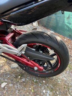Kawasaki ER-6n - 10