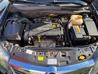 Opel Astra H 1.8 automat - 10