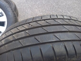 Pěkná letní ALU sada Š.Kamiq/Scala+205/60R16 Bridgestone - 10