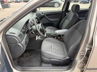 Škoda Octavia 1,9 TDI 74kW TOUR TAŽNÉ KLIMA COMBI - 10