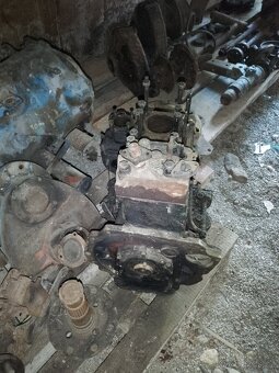 Díly Zetor - 10
