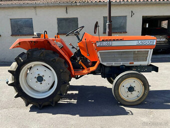 Traktor Kubota L2002 - 10