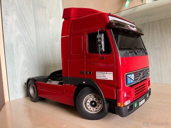 Tamiya Volvo FH12 Globetrotter 420 - 10