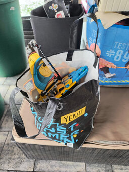 Krabice s legem všeho druhu - 10