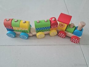 Hračky mix - auta, vlak, puzzle, nářadí - 10