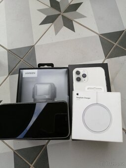 iPhone 11 pro bílý s příslušenstvím - 10