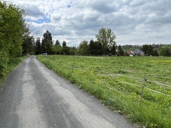 Prodej stavebního pozemeku o výměře 883 m2 ve Všenorech - 10
