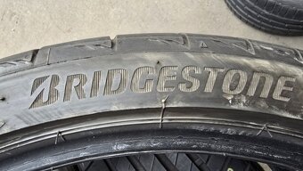 Letní pneu 235/35/19 Bridgestone - 10
