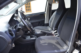 PRODÁM VW E-UP FACELIFT 2021 UNITED BAT 38KWH, DPH - 10