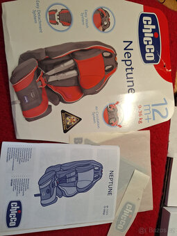 2ks dětských autosedaček 9-36kg Chicco Neptune - 10