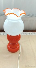 Červené potěšení - kov i staré luxusní sklo - 10