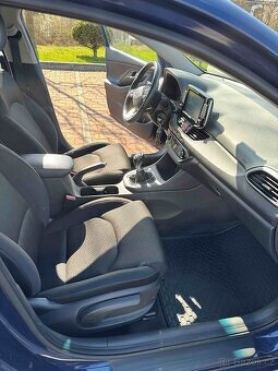 Hyundai i30 Fastback 1,4 T-GDI - 10