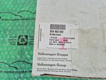 blinkr přední pravý VW Passat CC 3C8953042 - 10