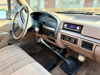 1992 Ford F-250 XLT | 4x4 | MANUÁL | 5.8 V8 | DPH - 10