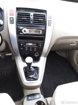 Hyundai Tucson 2.0 CRDi aj benzín- diely - 10