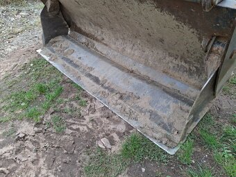 KOMATSU WB 93 R-2 4X4 - 10