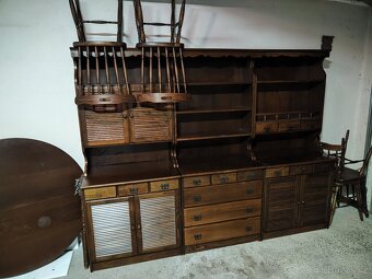 Jídelní sestava Bonanza - stůl, židle, stěna, lustr - 10