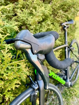 Karbonové silniční kolo Specialized Roubaix - 10