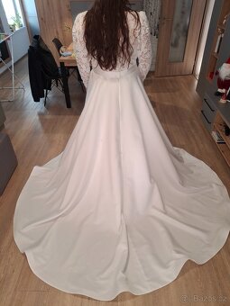 Svatebni šaty plus size - 10