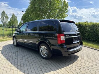 Lancia Voyager 2.8 CrRD 131 kW Platinum - 10