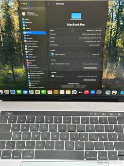 MacBook Pro 15” 2018, mouse, keyboard, sequoia - 10