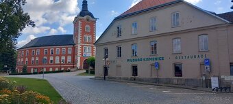 Dům na náměstí - 10