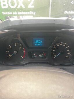 Ford tourneo custom L2H1 2.2l 114kw 8 míst - 10