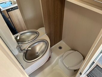Obytný Karavan Dethleffs 460 C-JOY - 10