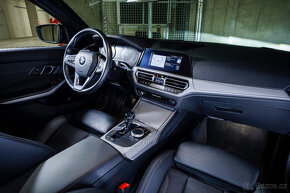 BMW 320d MHEV xDrive Touring, model 2021, len 69000 km, DPH - 10