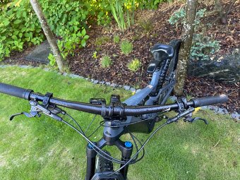 CANYON SPECTRAL ON CF8, najeto 1000km - 10