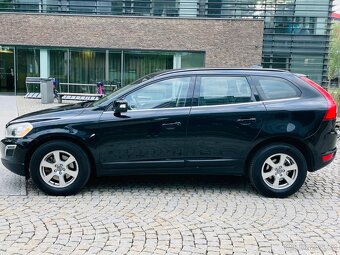 Volvo XC60 2.4D 5VÁLEC 4x4 AUTOMAT NAVIGACE SENZORY - 10