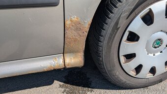 Octavia - STK, pojizdne, 606k km, motor ok + rez zdarma - 10