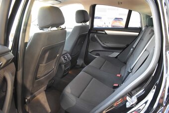 BMW X4 xDrive30d TAŽNÉ KAMERA SERVIS BMW ČR - 10