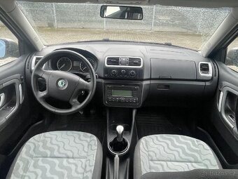 Škoda Fabia II combi 1.2i Ambiente klimatizace - 10
