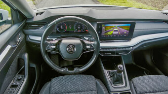 Škoda Octavia Combi 4 IV 2.0 TDI STYLE Plus ACC Matrix DPH - 10