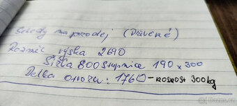 Dřevěné schody do podkroví - 10
